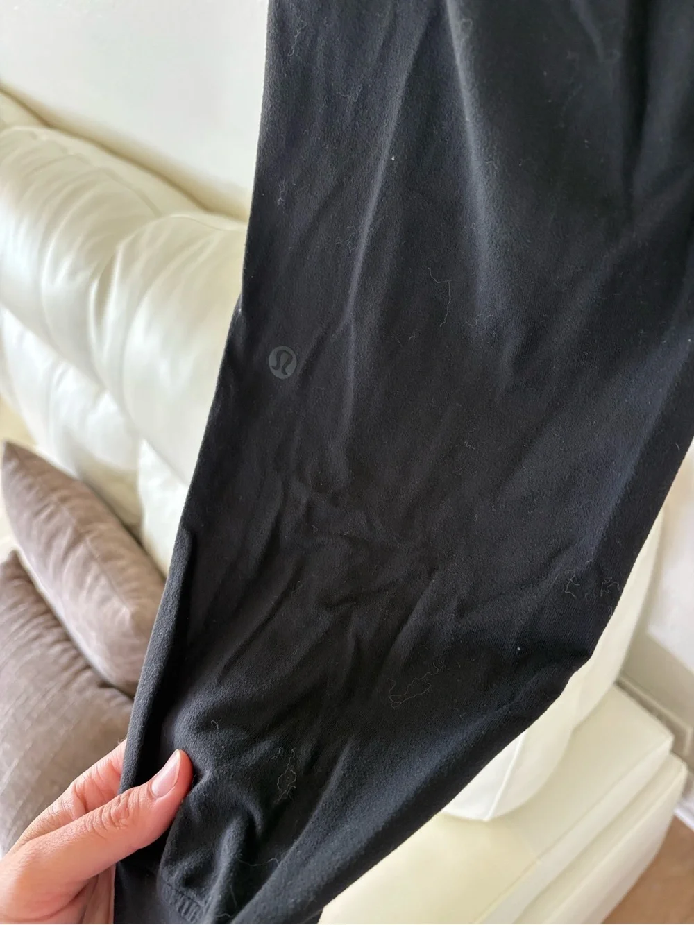 Lululemon Black Drawstring Align Joggers M - Picture 5 of 7